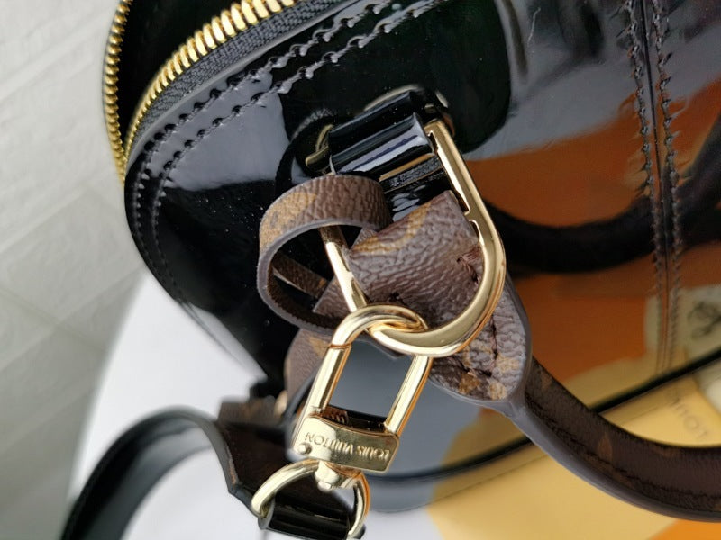 Dragons Bags ln Luxury Bag --78103
