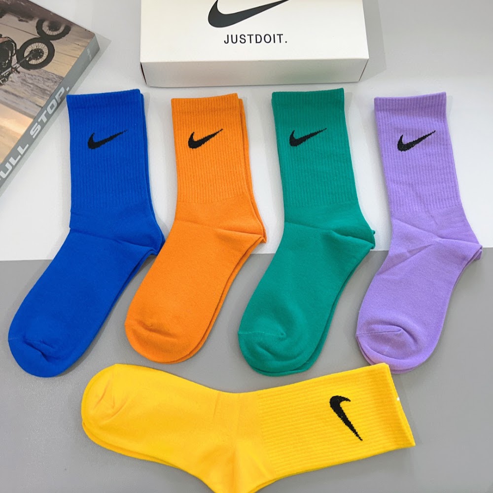 Dragons Bags Premium Luxury Socks --98099