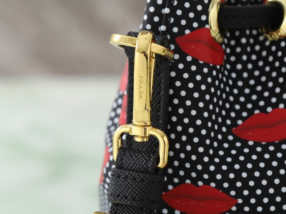 Jessica Bags pradn Luxury Bag --74597