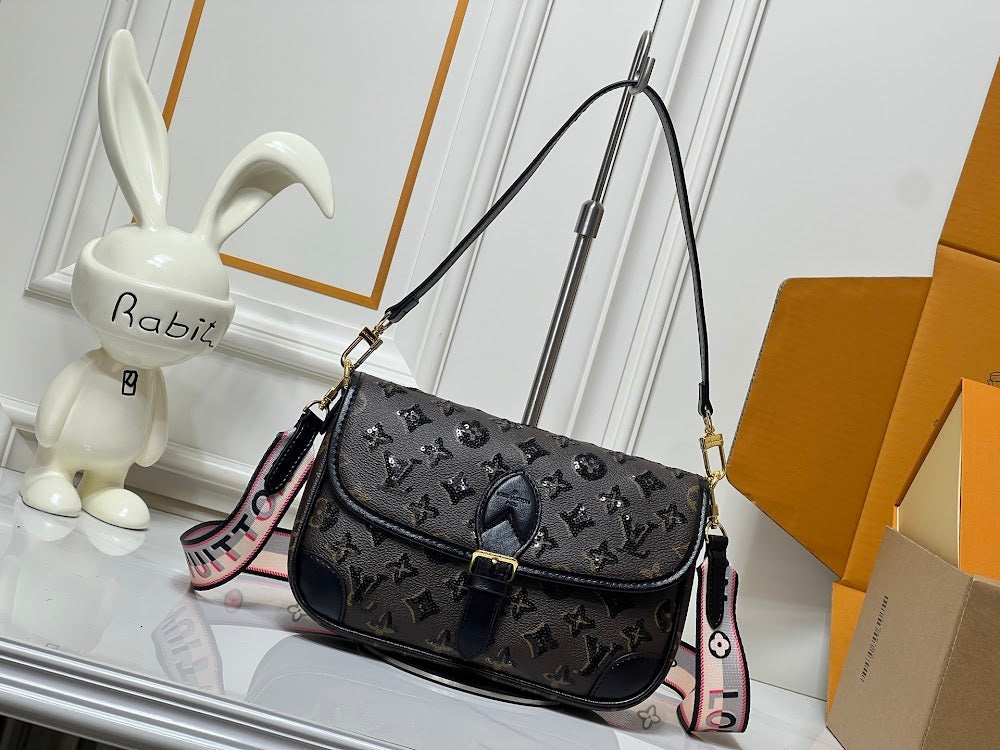 Dragons Bags ln Luxury Bag --77657