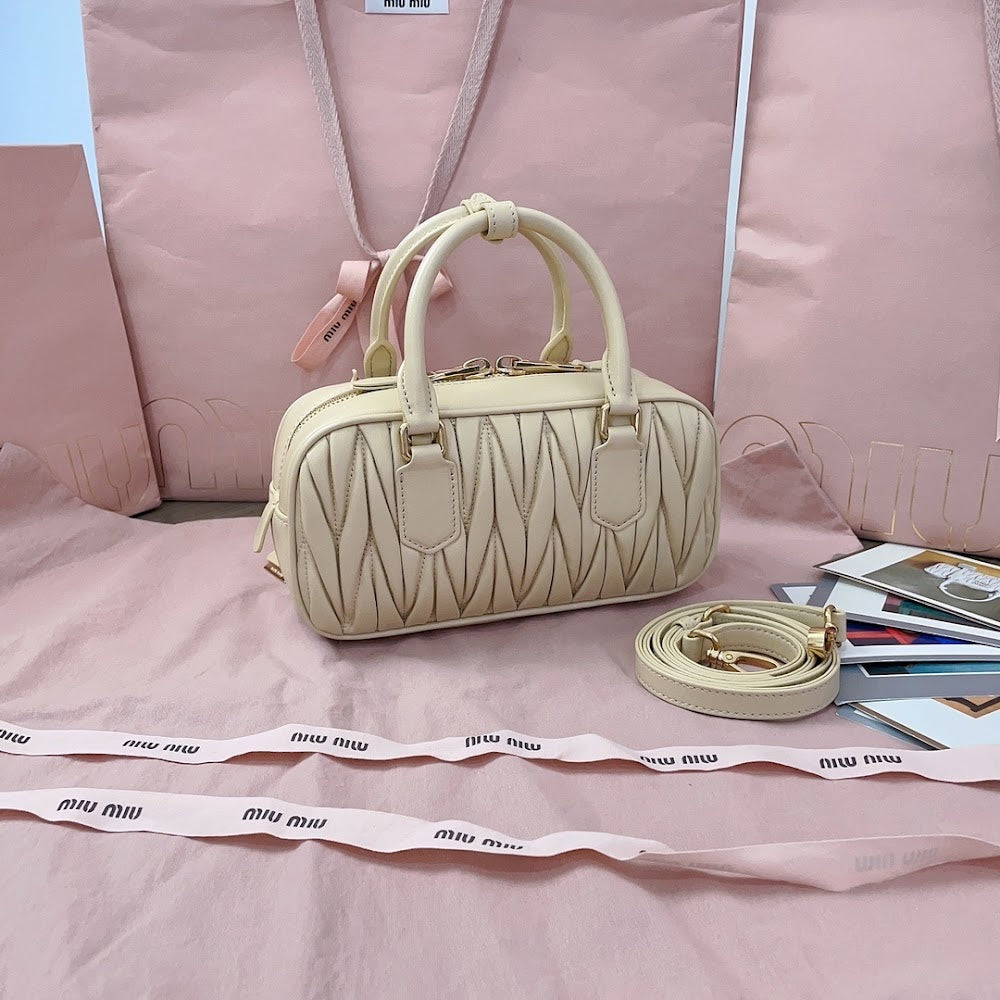 Dragons Bags Miun Miun Luxury Bag --122230