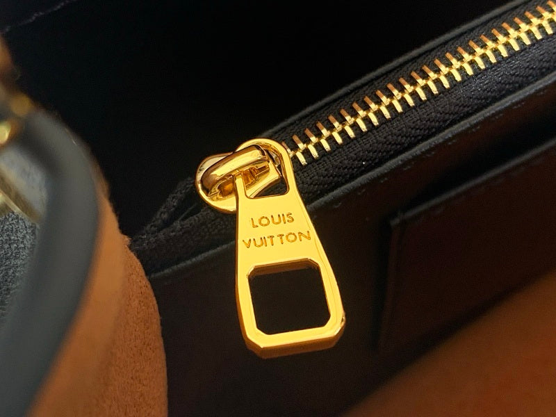 Dragons Bags ln Luxury Bag --69986