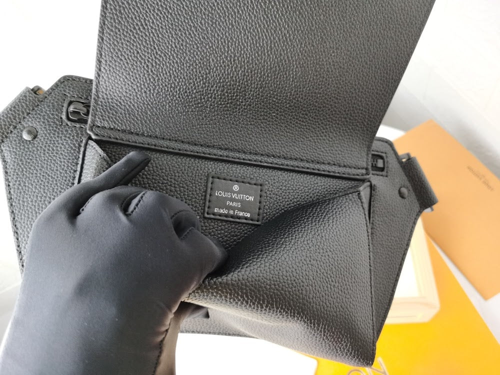 Dragons Bags ln Luxury Bag --78348