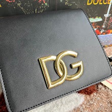 new-luxury-designer-bags-nm6801