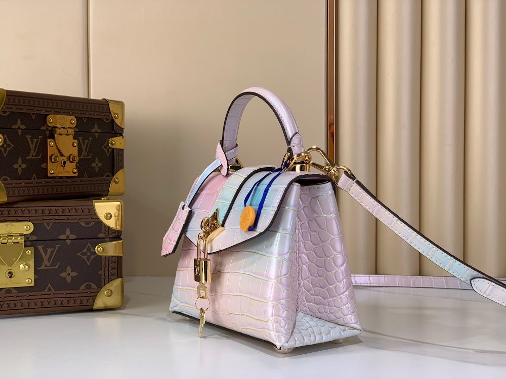 Dragons Bags ln Luxury Bag --96466