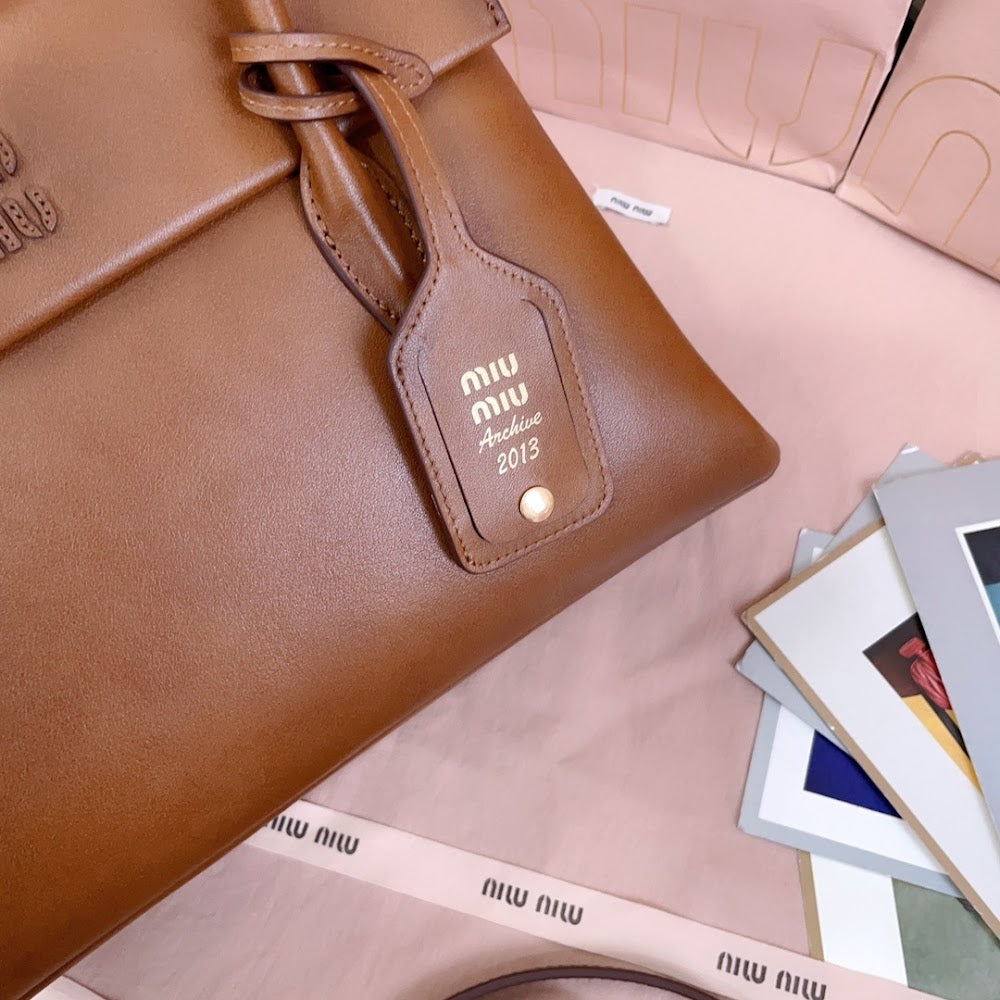 Dragons Bags Miun Miun Luxury Bag --122278