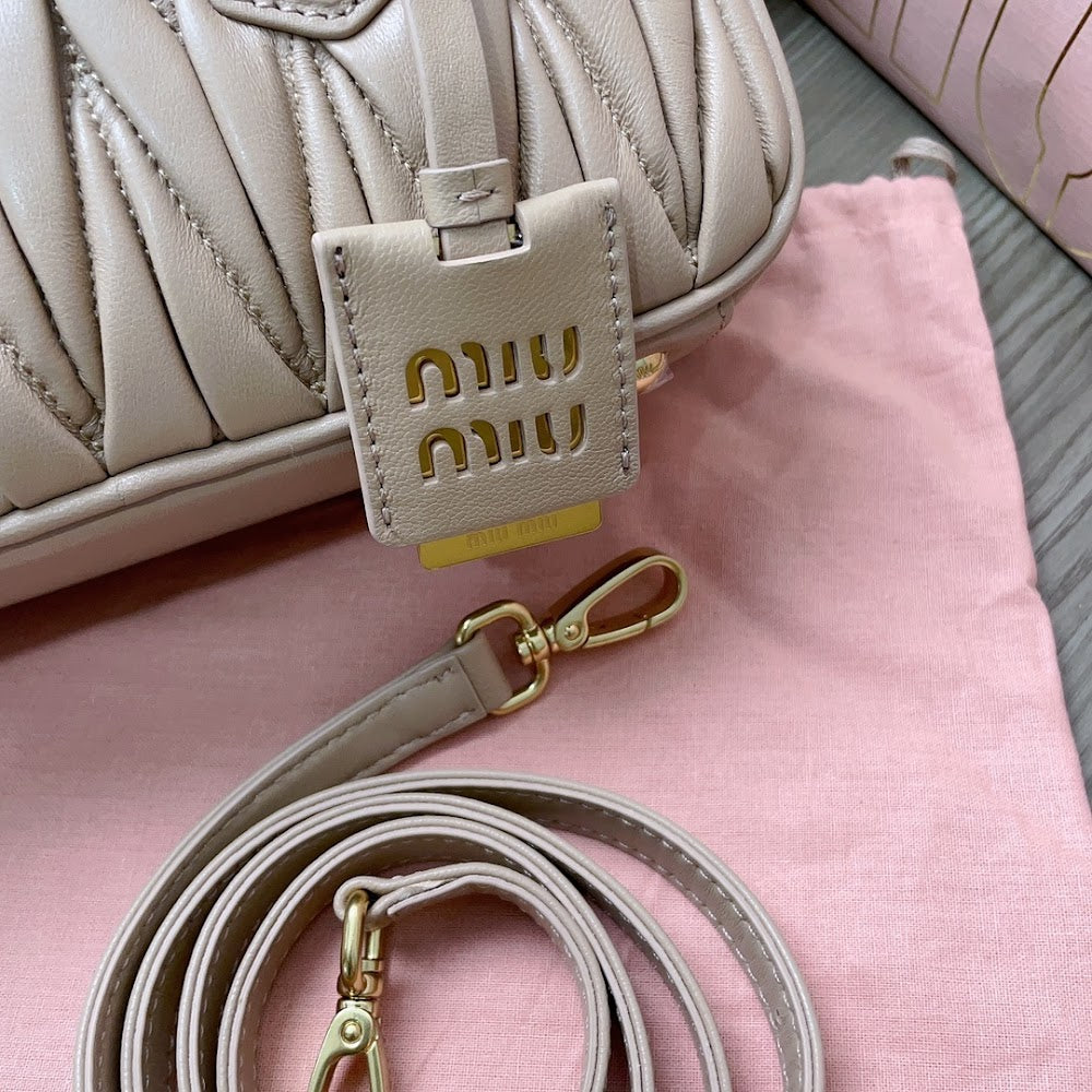 Dragons Bags Miun Miun Luxury Bag --122472