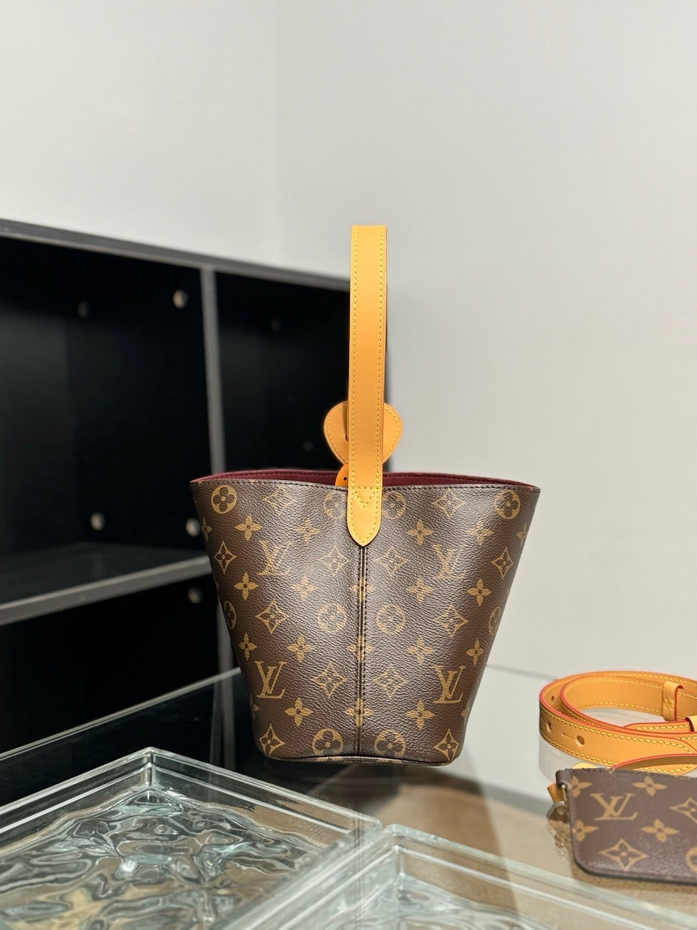 Dragons Bags ln Luxury Bag --81805