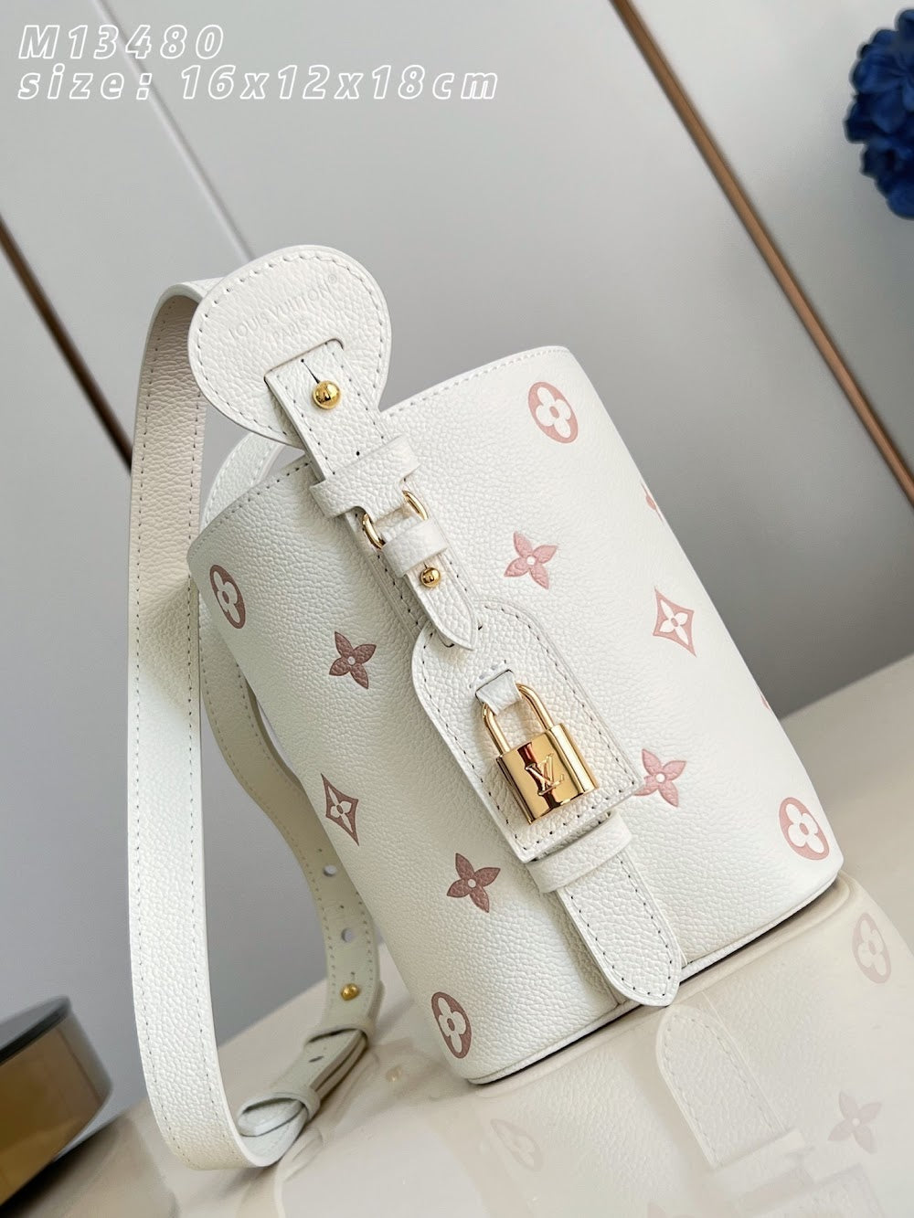 Dragons Bags ln Luxury Bag --96376