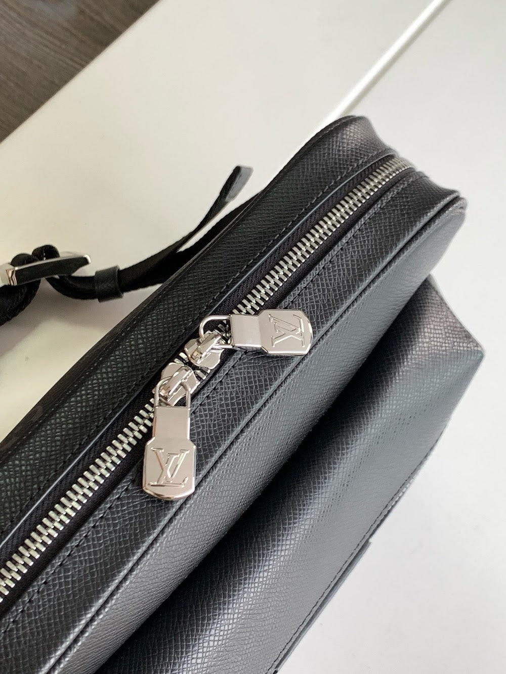 Dragons Bags ln Luxury Bag --71401