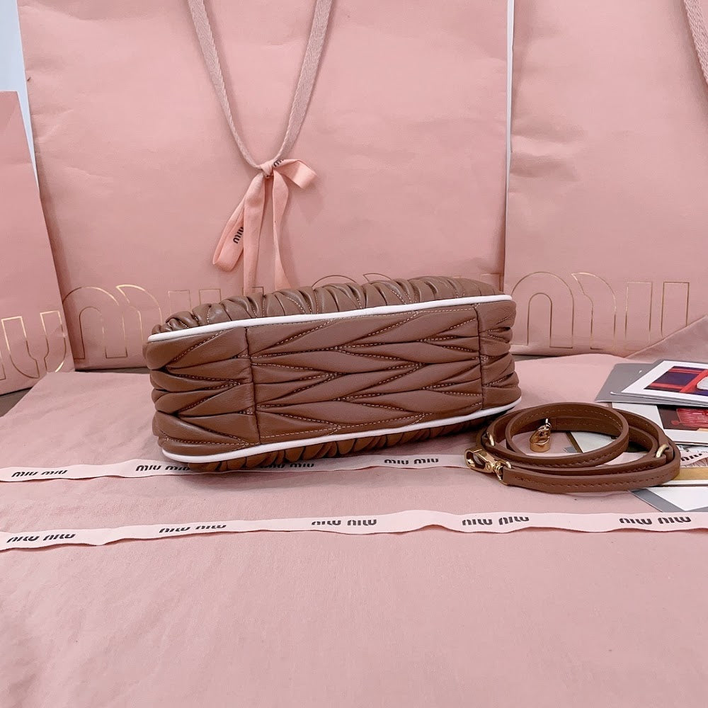 Dragons Bags Miun Miun Luxury Bag --122539
