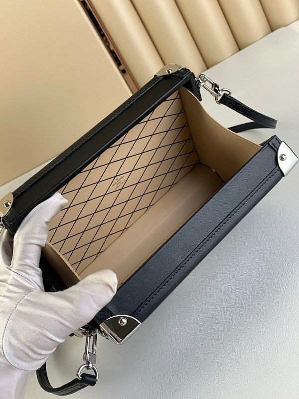 Dragons Bags ln Luxury Bag --56510