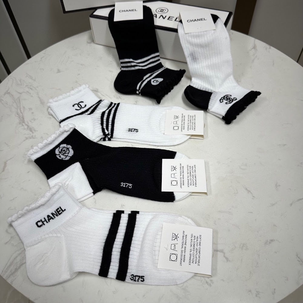 Dragons Bags Premium Luxury Socks --98314