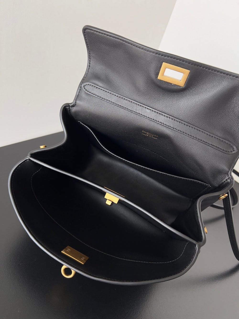 new-luxury-designer-bags-nm11140