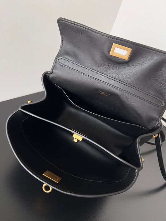 new-luxury-designer-bags-nm21682