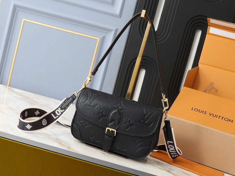 Dragons Bags ln Luxury Bag --76471