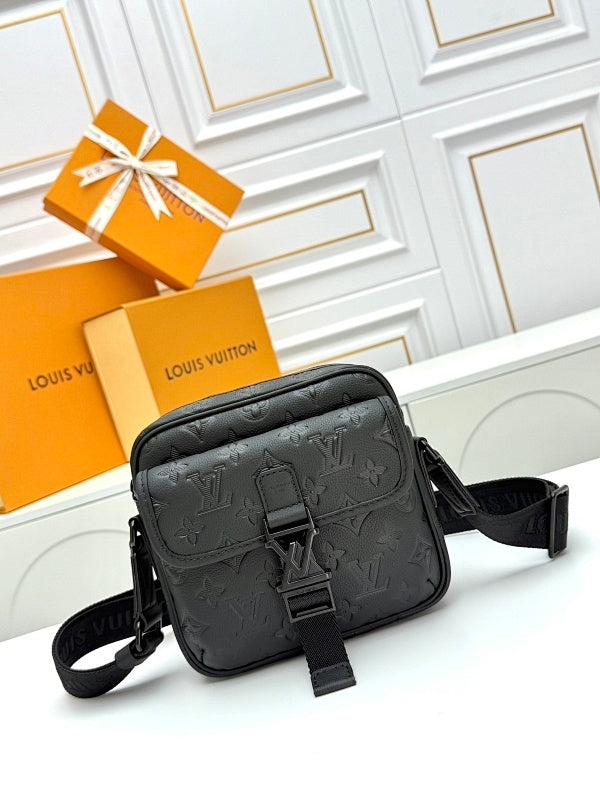 Dragons Bags ln Luxury Bag --71468