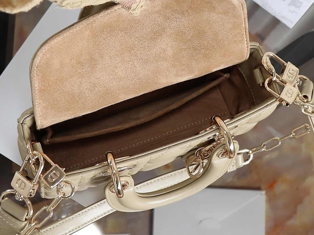 Dragons BagsDiorn Luxury Bag --114839