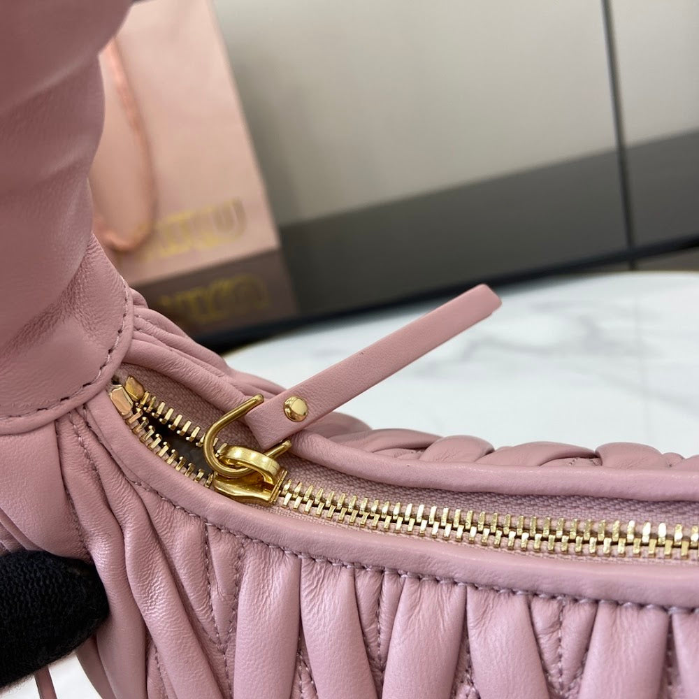 Dragons Bags Miun Miun Luxury Bag --122162