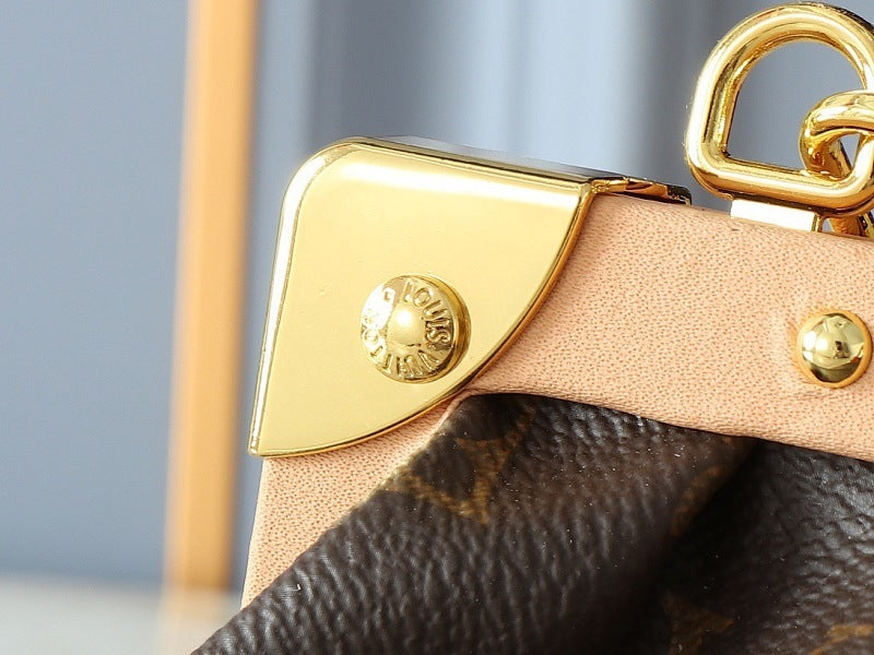 Dragons Bags ln Luxury Bag --78653