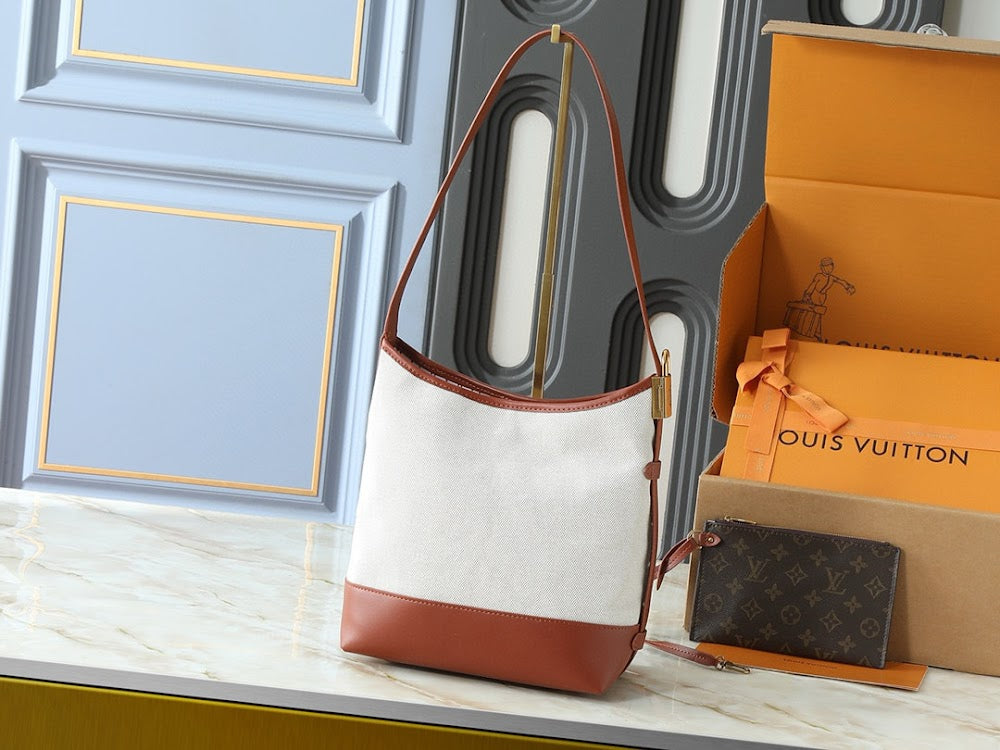 Dragons Bags ln Luxury Bag --81752