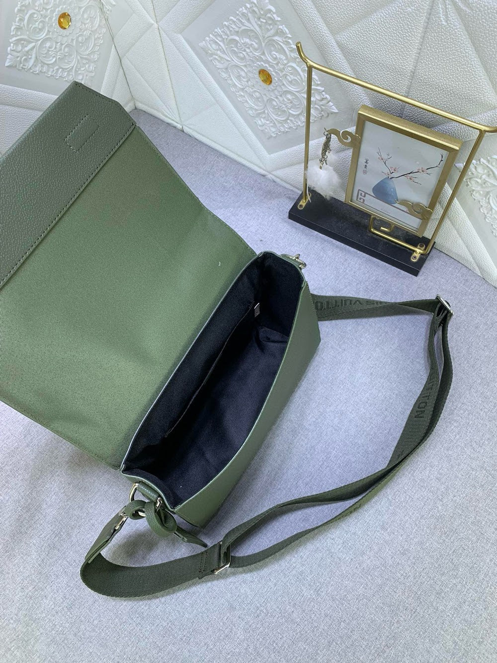 Dragons Bags ln Luxury Bag --71360