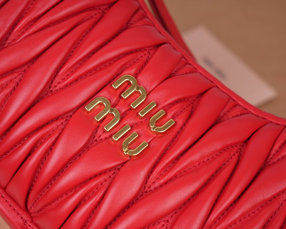 Dragons Bags Miun Miun Luxury Bag --122506