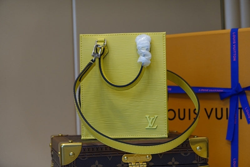 Dragons Bags ln Luxury Bag --66482