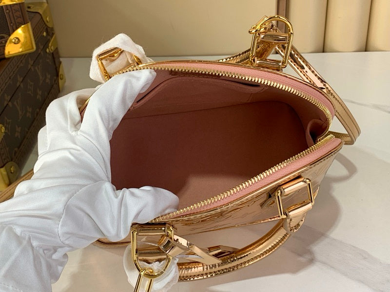 Dragons Bags ln Luxury Bag --57552