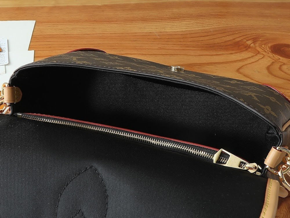 Dragons Bags ln Luxury Bag --97261