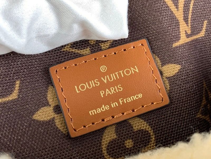 Dragons Bags ln Luxury Bag --61990