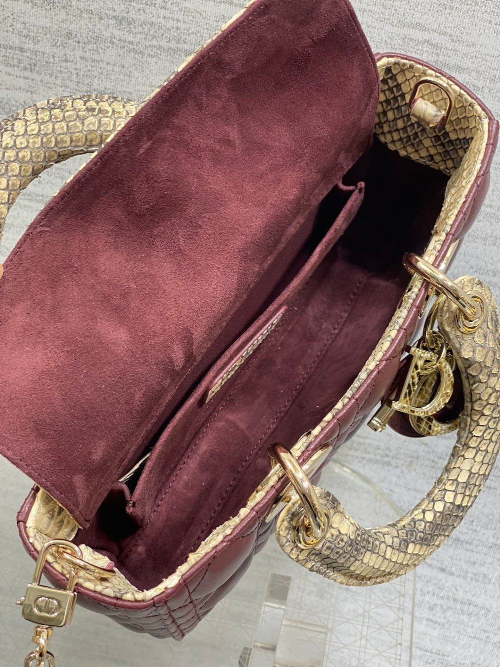 Dragons BagsDiorn Luxury Bag --115345