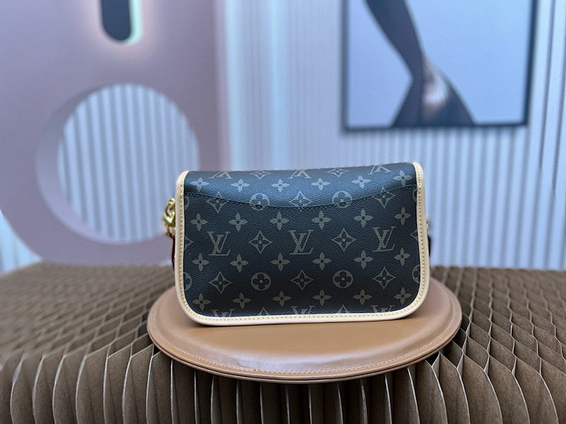 Dragons Bags ln Luxury Bag --81430