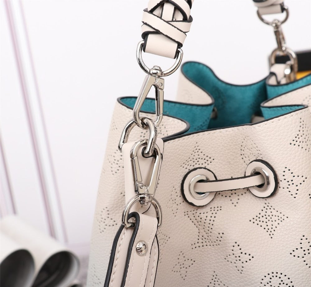 Dragons Bags ln Luxury Bag --78211