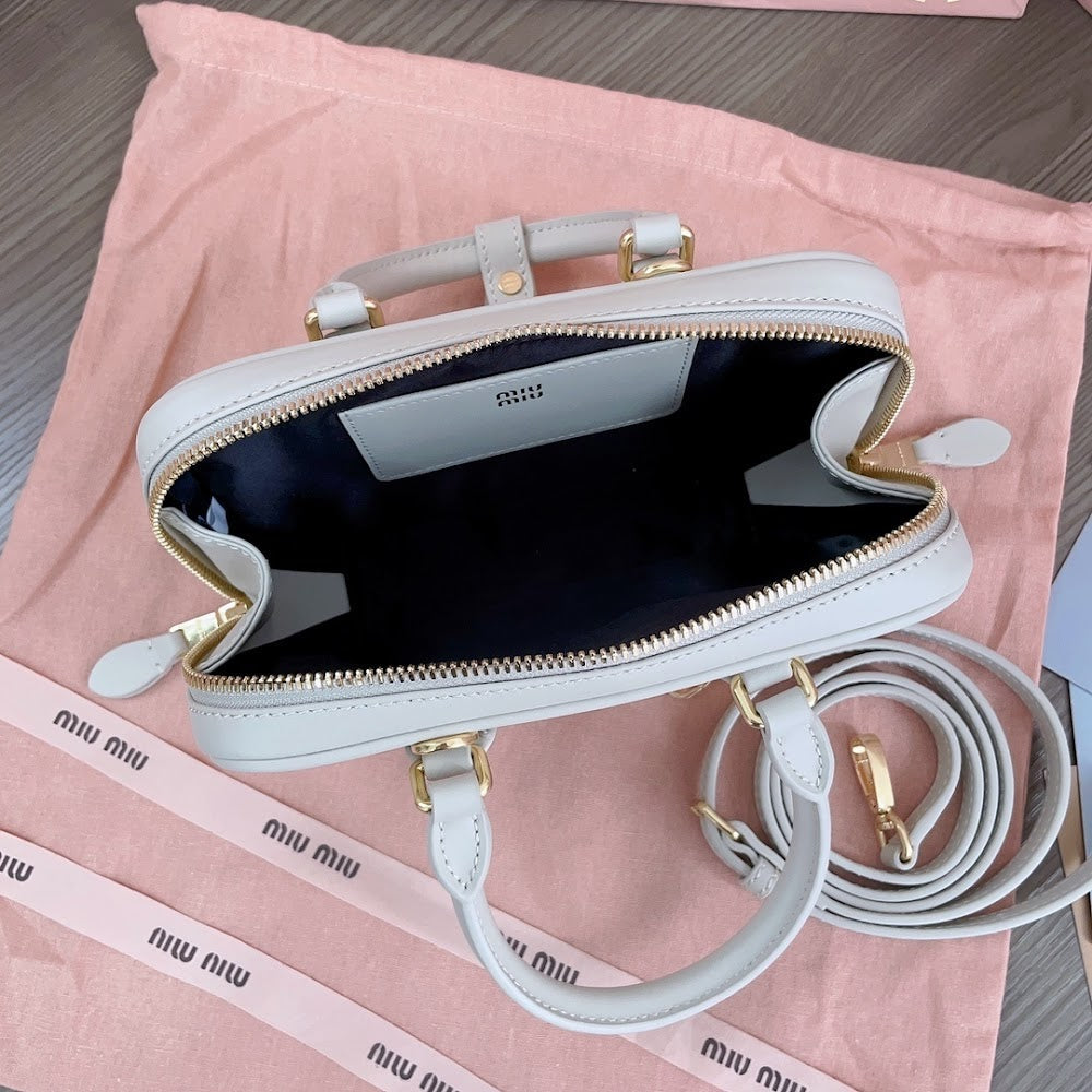 Dragons Bags Miun Miun Luxury Bag --123221