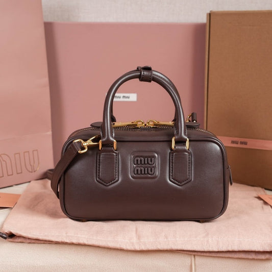 Dragons Bags Miun Miun Luxury Bag --123525
