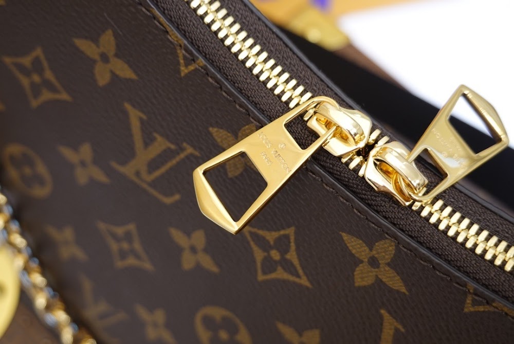 Dragons Bags ln Luxury Bag --60145