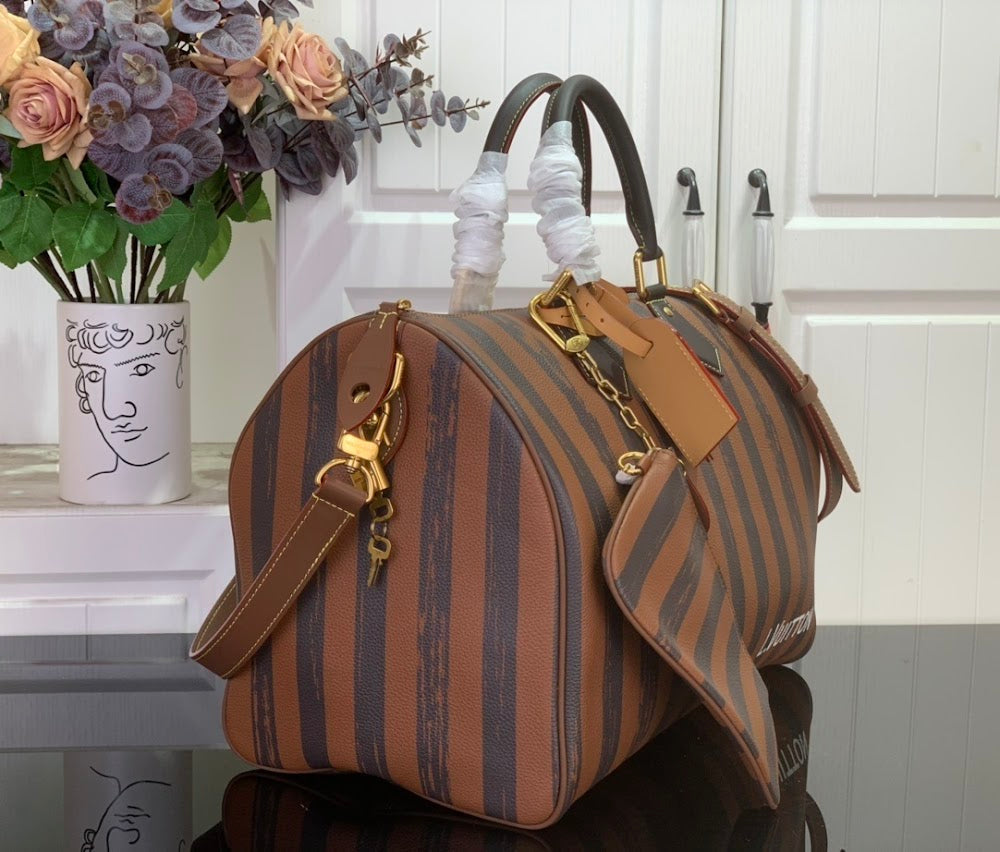 Dragons Bags ln Luxury Bag --97015