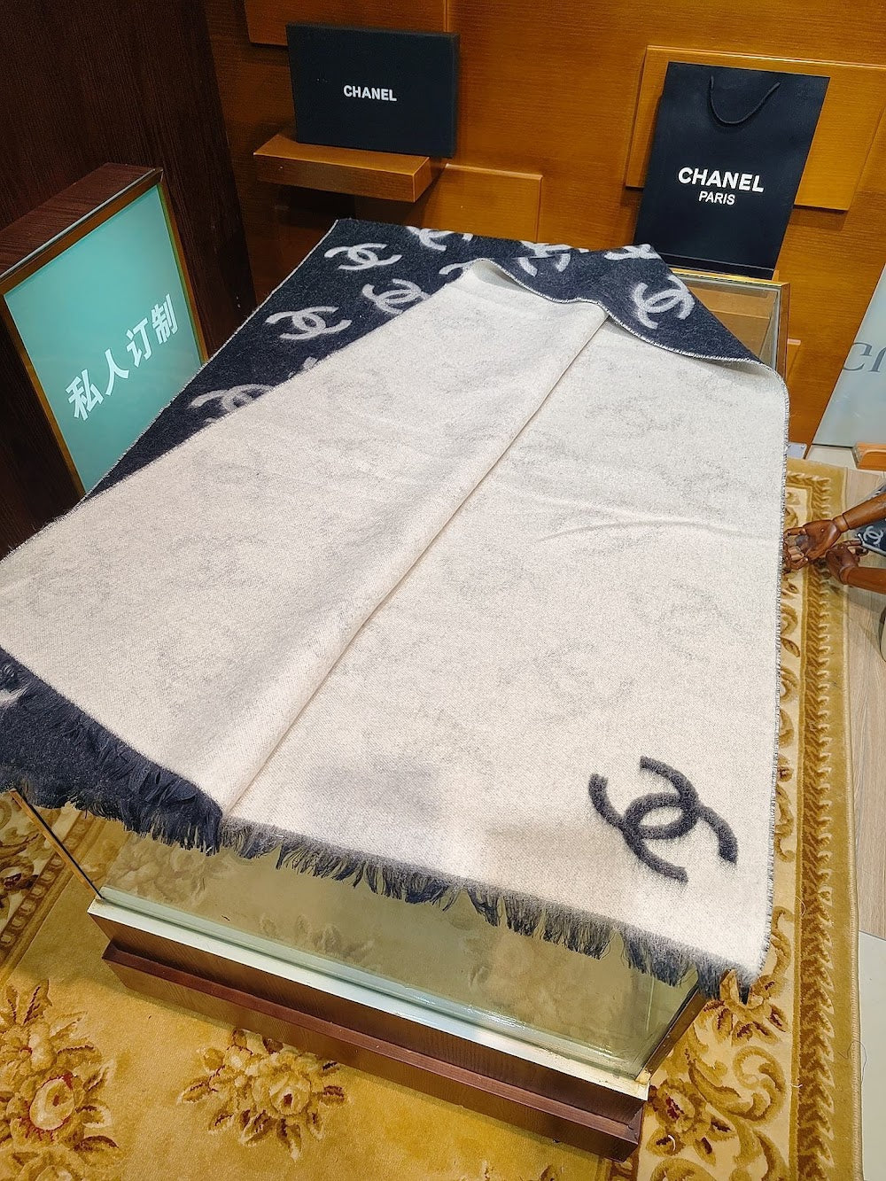 Dragons Bags Premium Designer Scarf --99177