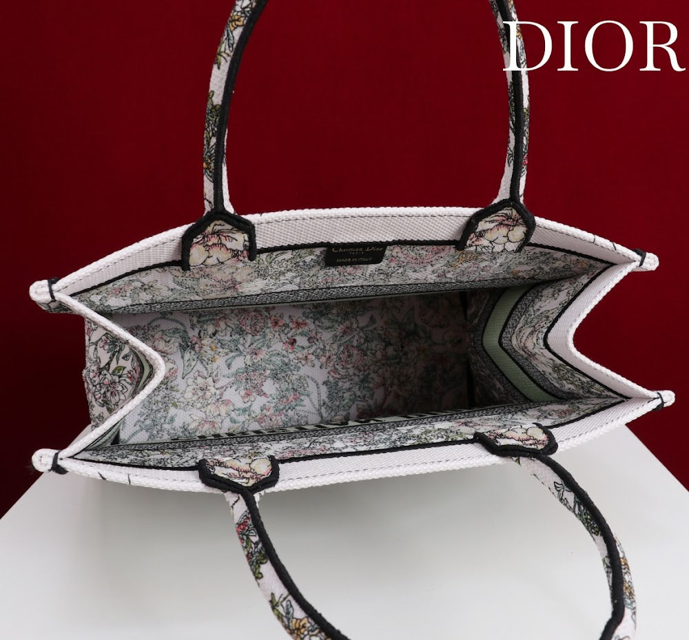 Dragons BagsDiorn Luxury Bag --116151