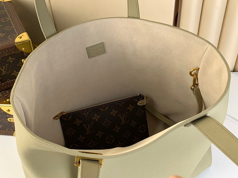 Dragons Bags ln Luxury Bag --62498