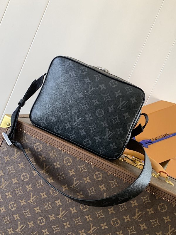 Dragons Bags ln Luxury Bag --71102