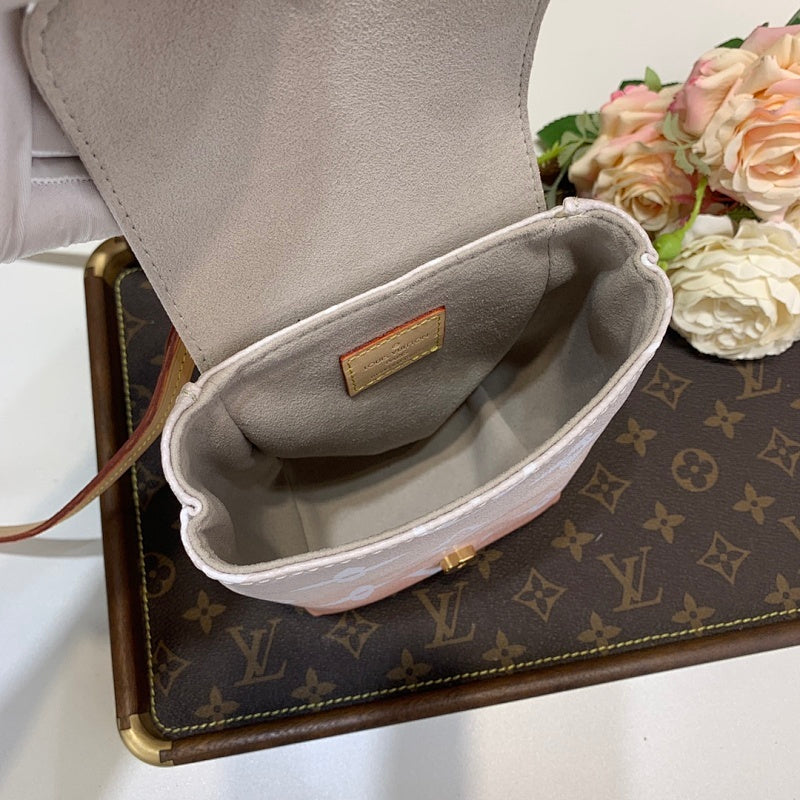 Dragons Bags ln Luxury Bag --66137