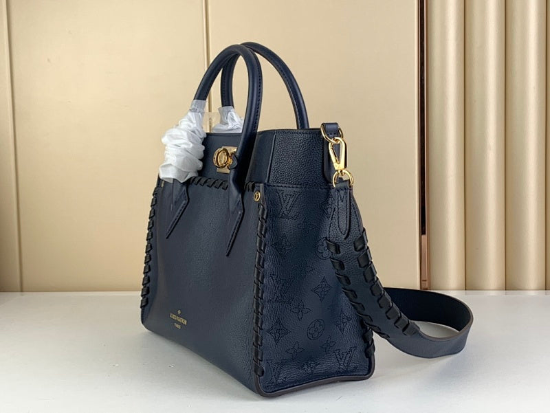 Dragons Bags ln Luxury Bag --68064
