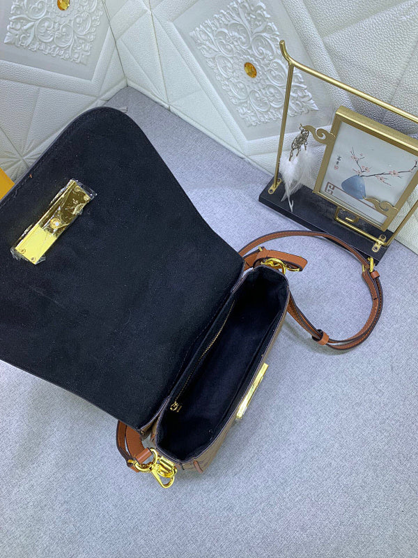 Dragons Bags ln Luxury Bag --81401