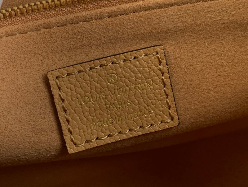 Dragons Bags ln Luxury Bag --69188