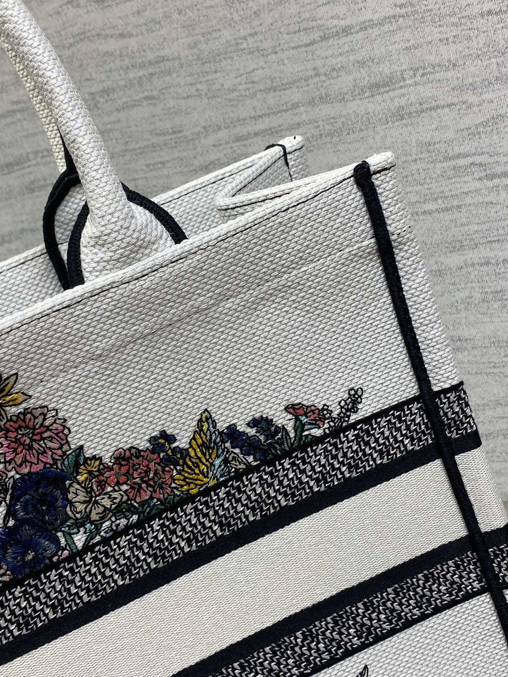 new-luxury-designer-bags-nm16863
