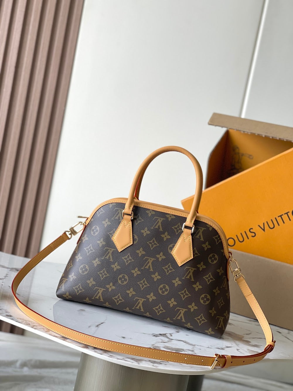 Dragons Bags ln Luxury Bag --97386