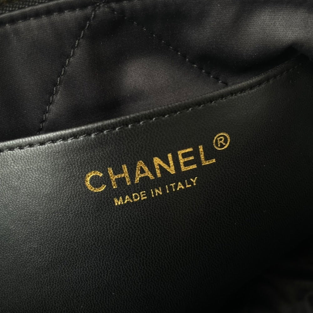 new-luxury-designer-bags-nm9400