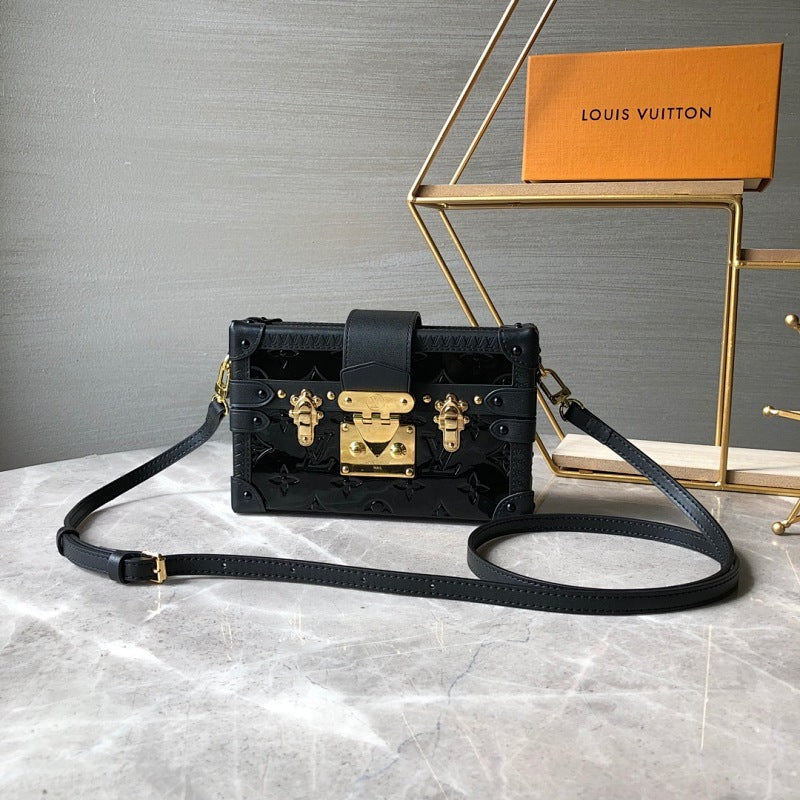 Dragons Bags ln Luxury Bag --67730